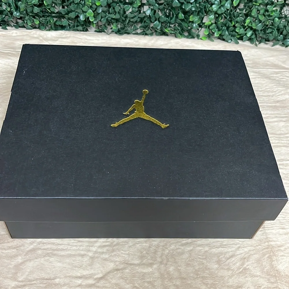 NIKE AIR JORDAN 1 MID SNEAKER BLACK/ROYAL BLUE - 5Y